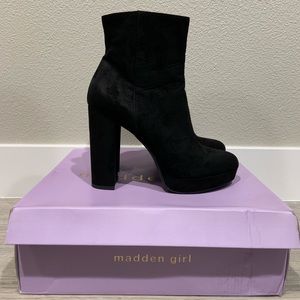 Madden Girl Black Gigg Platform Ankle Boot